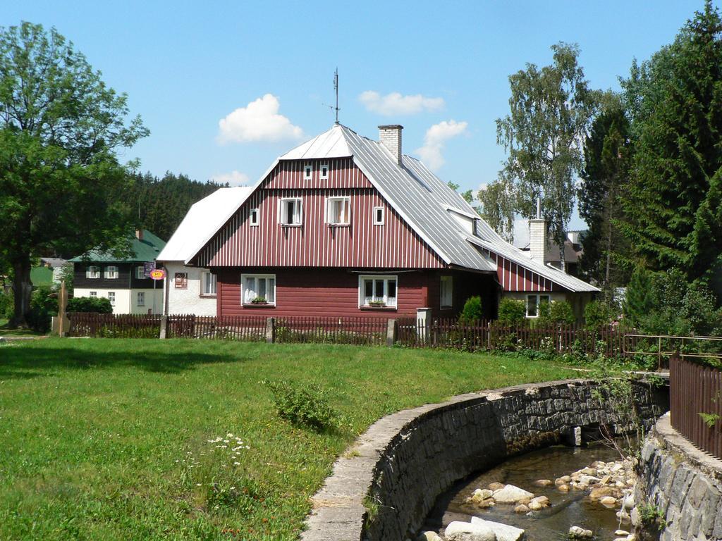 Penzion Pod Mustky Hotel Harrachov Exterior foto